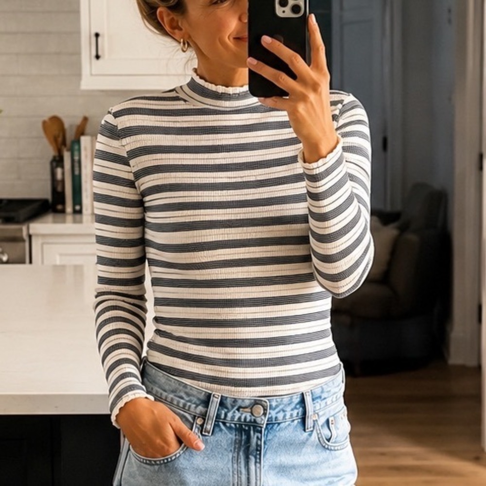 J.Crew Striped Mock Neck Ribbed Long Sleeve Top Lettuce Edge Navy White S A5